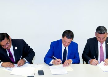 Anuncian IPN y SNTE incremento salarial de 4.5 a los docentes