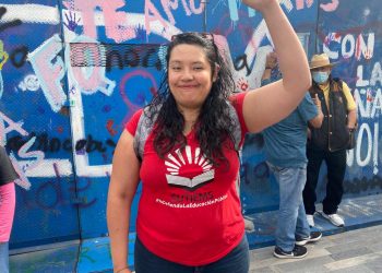 Marchan integrantes del SUTIEMS en demanda de dialogo para poner fin a la huelga que estalló en 26 planteles