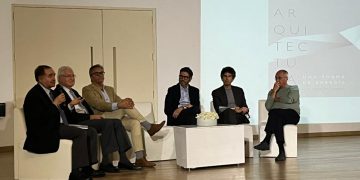 El objetivo de la arquitectura y el mundo debe ser la protección al medio ambiente: Huitrón