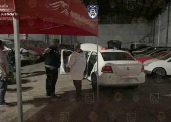 Detectan bodega en Iztapalapa donde se ocultaban vehículos robados