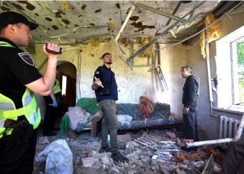 Amnistía Internacional acusa a Moscú de bombardeos indiscriminados con munición de racimo en Járkov