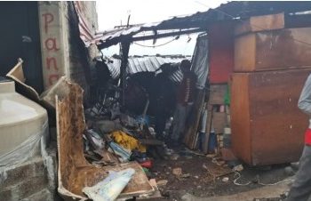 Una mujer y su bebé lesionados por deslizamiento de tierra en Xochimilco