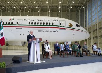 López Obrador ofrece el avión presidencial a Argentina