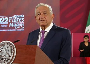 Se cumplirá con todos los requisitos para regresar a categoría 1 de seguridad aérea: AMLO