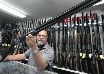 Senadores de EU logran acuerdo tentativo sobre control de armas