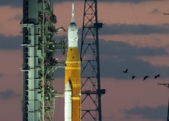 La NASA inicia en Florida un nuevo ensayo general de la misión Artemis I