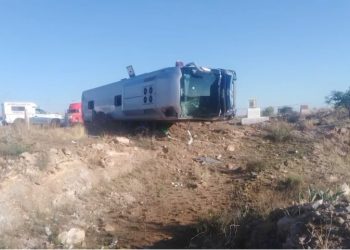 Vuelca autobús en Miguel Auza, Zacatecas; reportan cinco muertos y 10 heridos