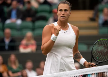 Sabalenka avanza a semifinales y Bencic, eliminada en Torneo de Bolduque