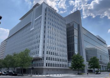 Banco Mundial rebaja previsión de crecimiento global a 2.9% este año