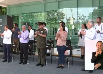 López Obrador inaugura sucursal del Banco del Bienestar en Morelos