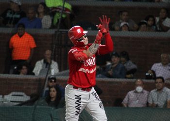Diablos gana 6 a 5 a Saraperos en 10 entradas con jonrón  de Alex González