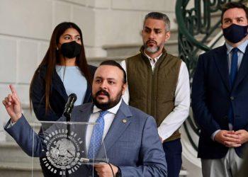 Diputados del PAN: Alcaldes de Morena han sido presionados para financiar pinta de bardas para promocionar a Sheinbaum