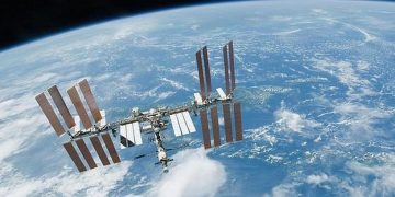 Rusia seguirá trabajando con socios de EEI hasta que tenga su propia estación