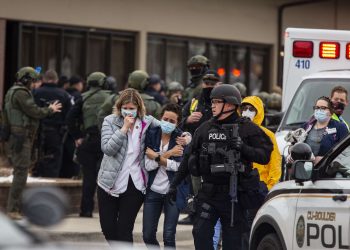 Asciende a 5 el número de muertos tras tiroteo en hospital de Tulsa, Oklahoma