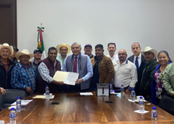 Dialoga titular de Gobernación Adán Augusto López con productores de frijol de Zacatecas