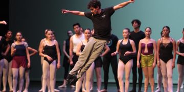 Audiciones en México para el Royal Ballet School y clases con Isaac Hernández