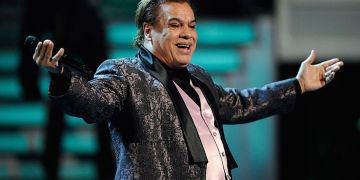 Aprueban proyecto para fijar el 28 de agosto como el Día de Juan Gabriel