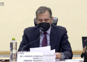 No va a ser debilitando el sistema electoral vigente, asfixiándolo presupuestalmente: Lorenzo Córdova