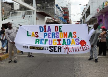 Migrantes y ONG marchan en Tapachula por el Día Mundial del Refugiado