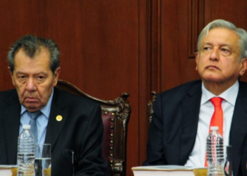 Como corrientes y vulgares califica López Obrador dichos de Muñoz Ledo tras acusarlo de nexos con narcotráfico