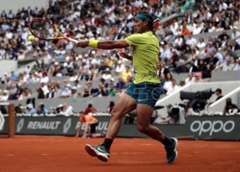 Nadal se somete a un tratamiento de radiofrecuencia pulsada en el pie