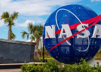 Despega primer cohete de la NASA fuera de Estados Unidos