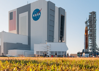 La NASA crea equipo científico para estudiar Ovnis