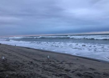 Aumento del mar por el cambio climático afecta al oleaje, advierte estudio