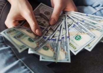 Una opción para hacer lavado de dinero de una forma hormiga puede ser a través de las remesas: Salomón