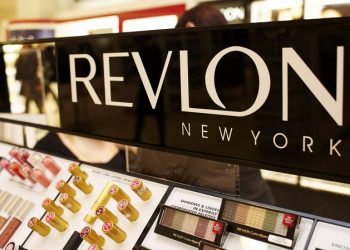 Revlon se declara en quiebra por impacto de la competencia por Internet