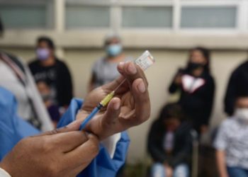 CDMX resurte vacunas contra COVID-19 para infantes ante alta demanda