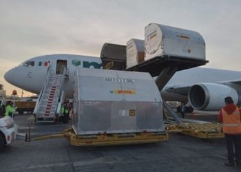 Llega a México segundo embarque de vacunas COVID para niños