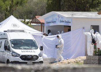 Exhuman cuerpo de Debanhi Escobar para una nueva autopsia