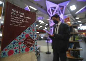 Traducen cuento del escritor Juan Rulfo a 10 lenguas indígenas