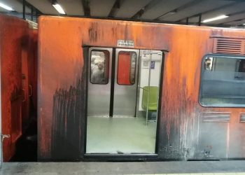Un paraguas fue el causante de corto circuito en Línea 9 del Metro
