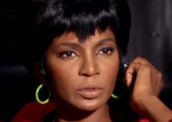 Muere la actriz Nichelle Nichols, que interpretó a Nyota Uhura en “Star Trek”