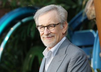 Spielberg dirige con un smartphone el primer videoclip de su carrera