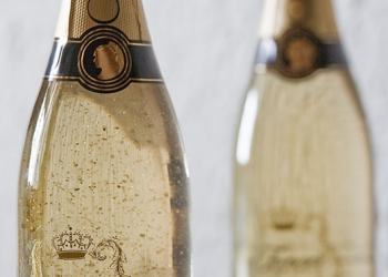 Pilar Meré: Vinos y tequilas con hojuelas oro y plata