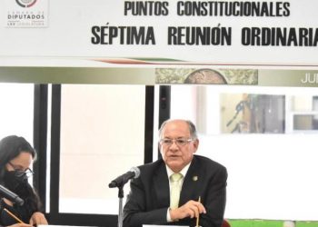 Aprueban dictamen en comisiones para modificar el orden de los apellidos