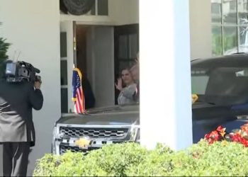 López Obrador llega a la Casa Blanca para su reunión con Joe Biden