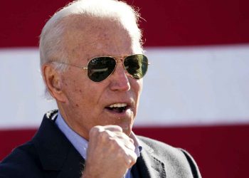 Biden espera volver a sus actividades presenciales a finales de semana