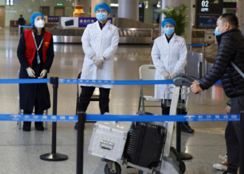 China anuncia test de viruela del mono a viajeros llegados del extranjero