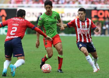 Chivas no puede con Bravos y empatan sin goles