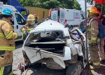 Accidente en la carretera Chapala en Jalisco deja un muerto y siete heridos