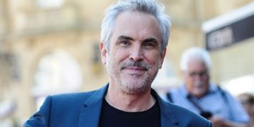 Alfonso Cuarón y Charlize Theron trabajarán en un filme sobre Philip K. Dick
