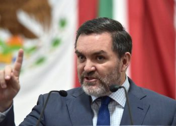 Diputados del PAN en CDMX alistan nuevas denuncias contra Sheinbaum por asuntarse los fines de semana