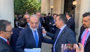 López Obrador se reúne con empresarios de México y EU en Washington