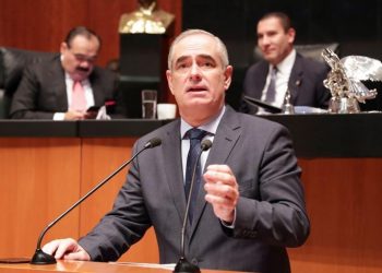 Critica Julen Rementeria el nuevo distractor del presidente López Obrador con la derogación del horario de verano