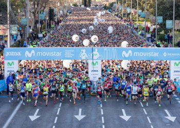 Habrá cierres viales y de transporte por el Medio Maratón de CDMX este domingo