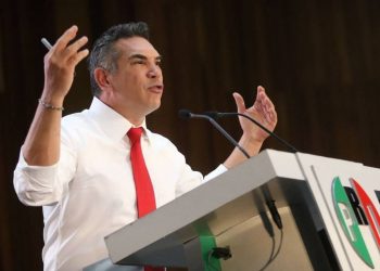 De grotesca y demencial calificó Alejandro Moreno amenaza de Adán Augusto López de pretender desaparición del INE